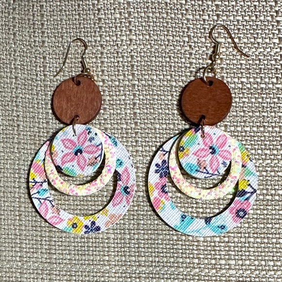 Floral Multi-Color Hoop Earrings with Gold tone Hooks. PU Leather - Picture 1 of 2